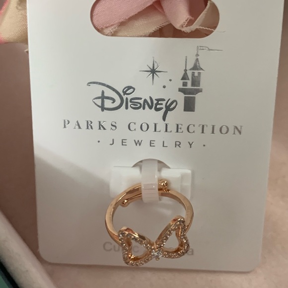 Disney Parks Collection Minnie Mouse Bow Ring - Picture 3 of 7